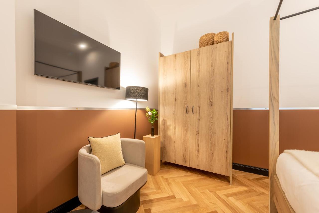 The Couper Castello Hotel มิลาน ภายนอก รูปภาพ